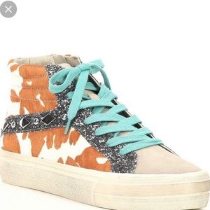 Gianni Bini cow print shoes size 10